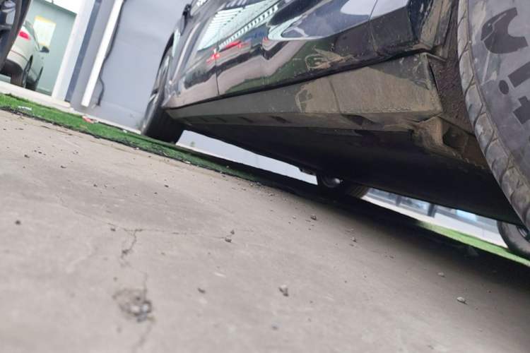 Used BYD Song L EV 2025 Intelligent Driving Version 662 km LiDAR Excellence Edition Left Side Sill