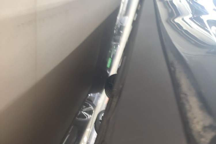 Used BYD Song L EV 2025 Intelligent Driving Version 662 km LiDAR Excellence Edition Left Side Sill