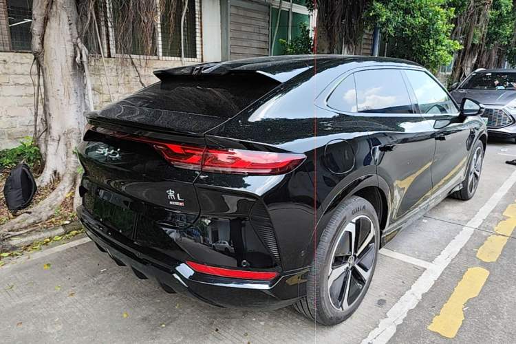 Used BYD Song L EV 2025 Intelligent Driving Version 662 km LiDAR Excellence Edition Rear Right 45 Deg