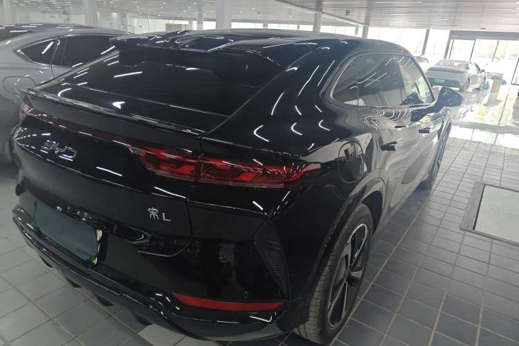 Used BYD Song L EV 2025 662 km Ultra-Range Version Rear Right 45 Deg
