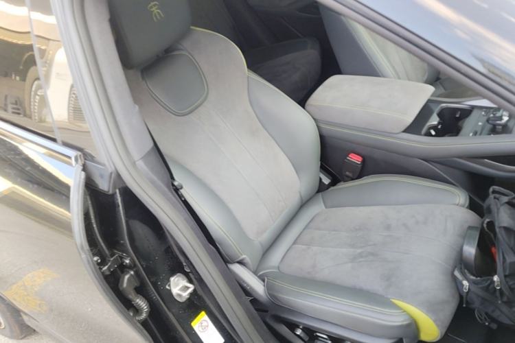 Used BYD Song L EV 2025 Intelligent Driving Version 602 km Range LiDAR-equipped All-Wheel-Drive Type Right Front Seat