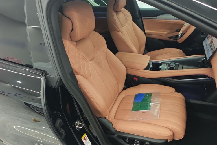 Used BYD Song L EV 2025 550 km Excellence Version Right Front Seat