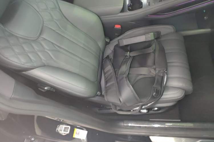 Used BYD Song L EV 2025 Intelligent Driving Version 662 km LiDAR Excellence Edition Right Front Seat