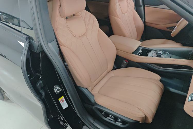 Used BYD Song L EV 2025 Intelligent Driving Version 550 km Excellence Edition Right Front Seat