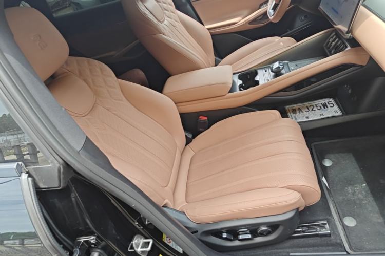 Used BYD Song L EV 2025 Intelligent Driving Version 662 km LiDAR Excellence Edition Right Front Seat