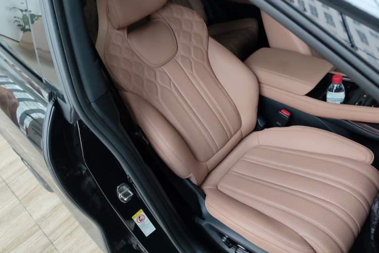 Used BYD Song L EV 2025 Intelligent Driving Version 662 km LiDAR Excellence Edition Right Front Seat