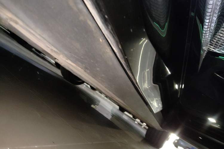 Used BYD Song L EV 2025 Intelligent Driving Version 662 km LiDAR Excellence Edition Right Side Sill