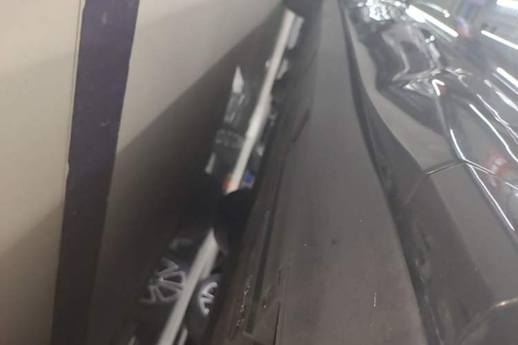 Used BYD Song L EV 2025 Intelligent Driving Version 662 km LiDAR Excellence Edition Right Side Sill