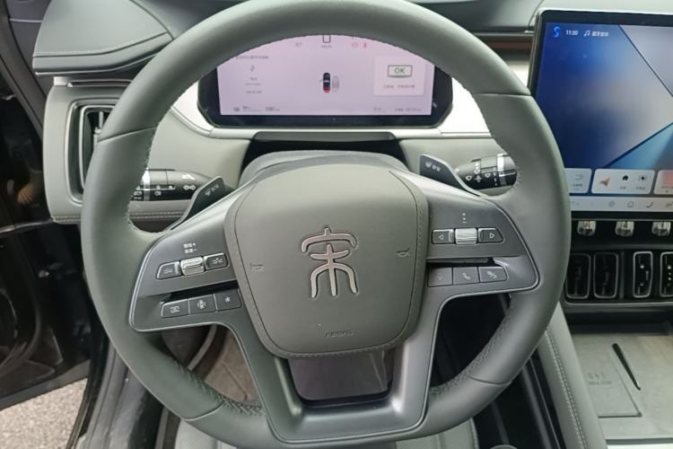 Used BYD Song L EV 2025 Intelligent Driving Version 662 km LiDAR Excellence Edition Steering Wheel