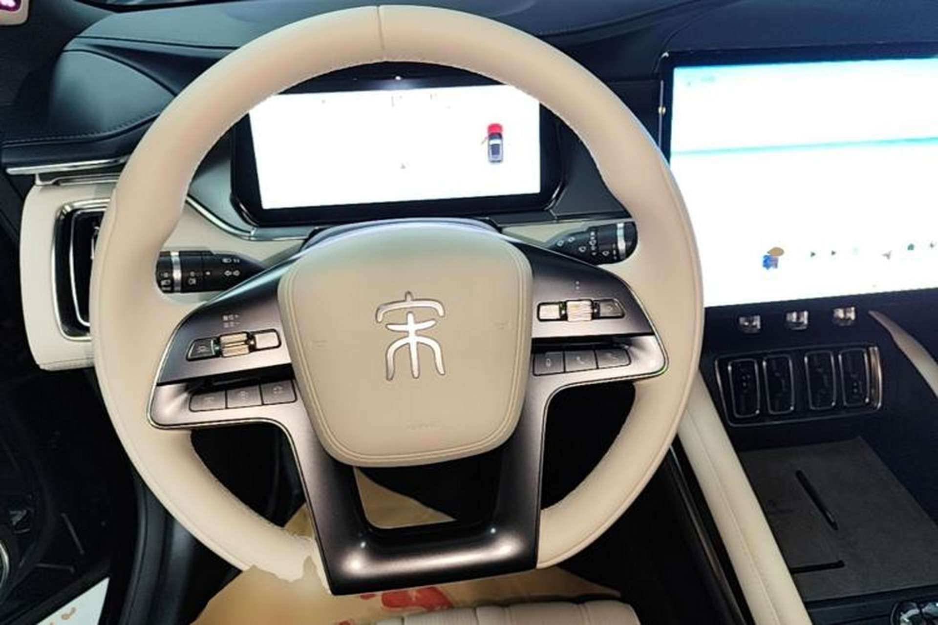 Used BYD Song L EV 2025 550 km Excellence Version Steering Wheel