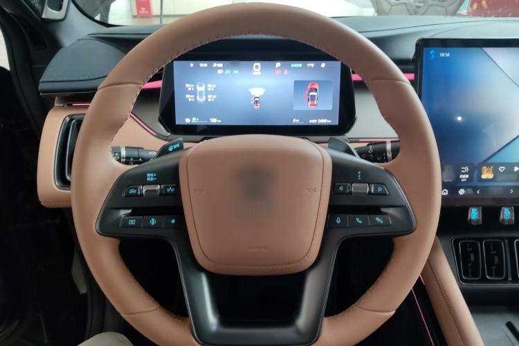Used BYD Song L EV 2025 Intelligent Driving Version 662 km LiDAR Excellence Edition Steering Wheel