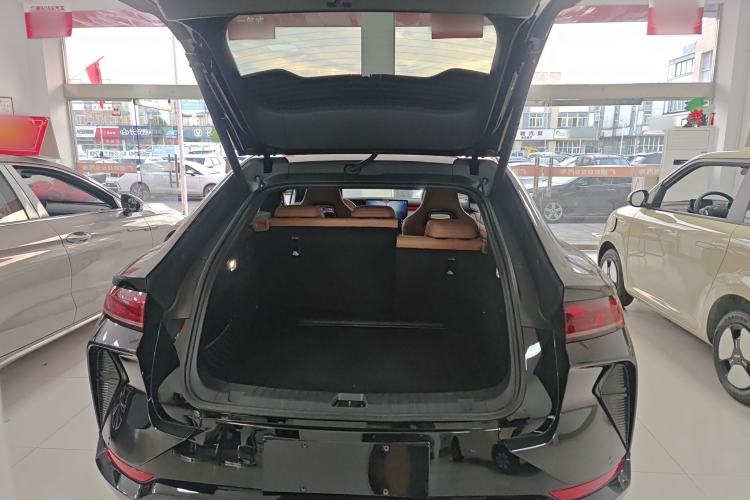 Used BYD Song L EV 2025 Intelligent Driving Version 550 km Excellence Edition Trunk