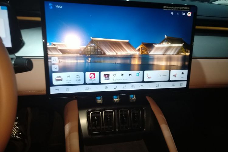 Used BYD Song L EV 2025 Intelligent Driving Version 662 km LiDAR Excellence Edition Audio And AC Panel