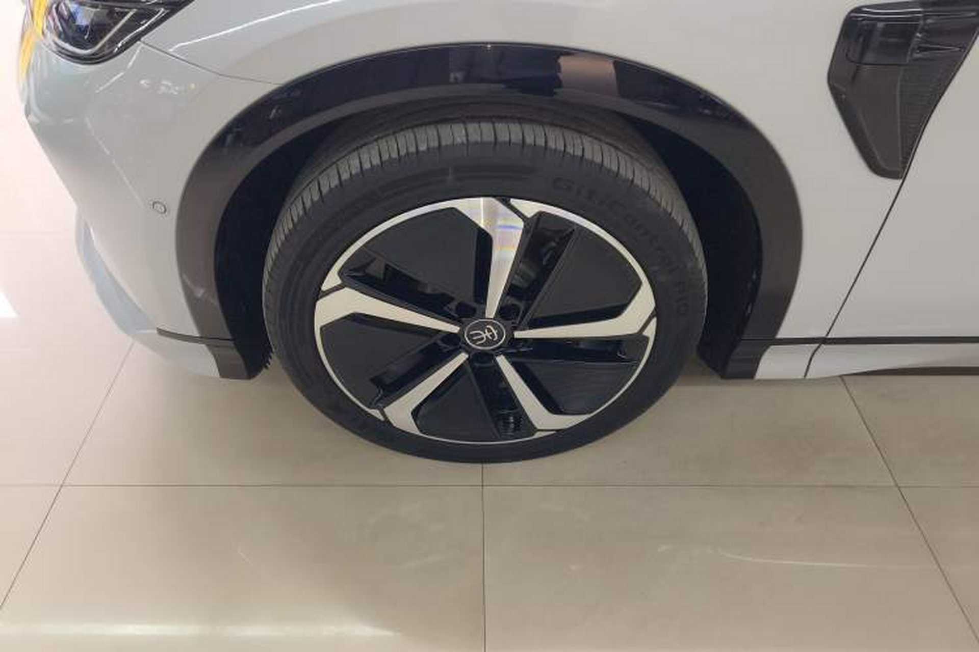 Used BYD Song L EV 2025 Intelligent Driving Version 662 km LiDAR Excellence Edition Exterior 4