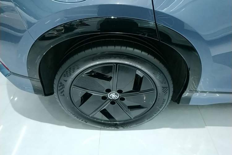 Used BYD Song L EV 2025 550 km Excellence Version Exterior 5