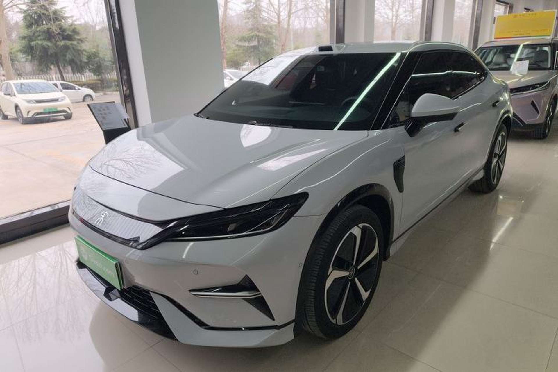 Used BYD Song L EV 2025 Intelligent Driving Version 662 km LiDAR Excellence Edition Front Left 45 Deg