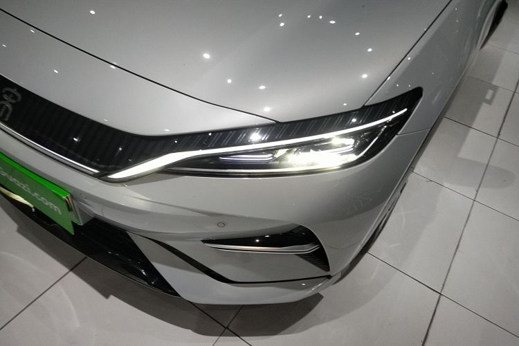 Used BYD Song L EV 2025 Intelligent Driving Version 662 km LiDAR Excellence Edition Left Front Headlight