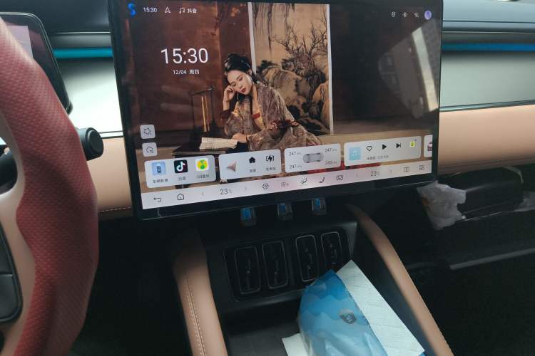 Used BYD Song L EV 2025 550 km Excellence Version Audio And AC Panel