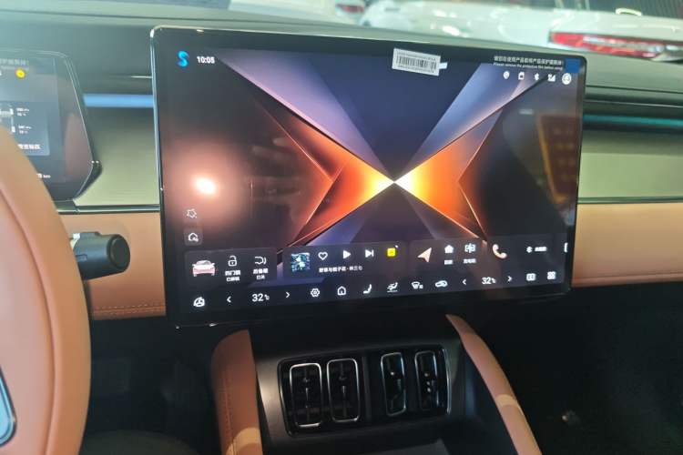 Used BYD Song L EV 2025 550 km Excellence Version Audio And AC Panel