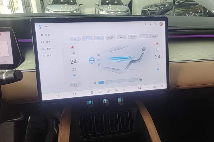 Used BYD Song L EV 2025 Intelligent Driving Version 662 km LiDAR Excellence Edition Audio And AC Panel