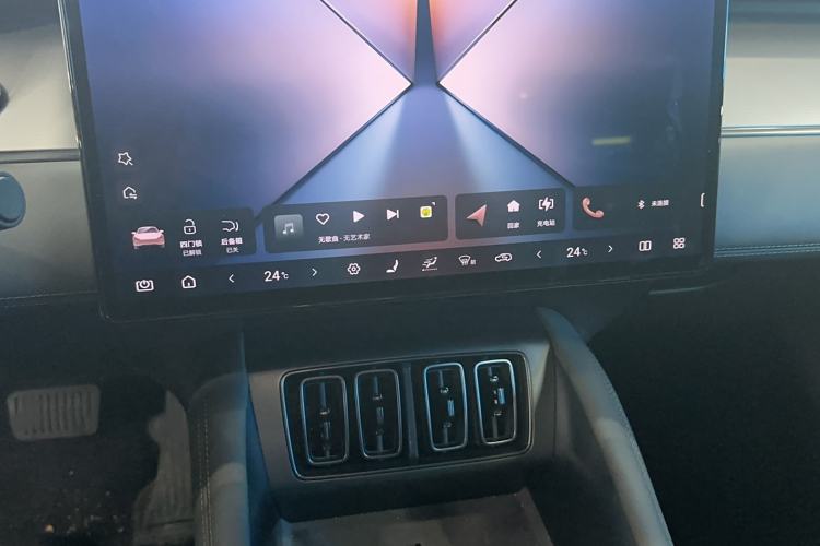 Used BYD Song L EV 2025 Intelligent Driving Version 662 km LiDAR Excellence Edition Audio And AC Panel