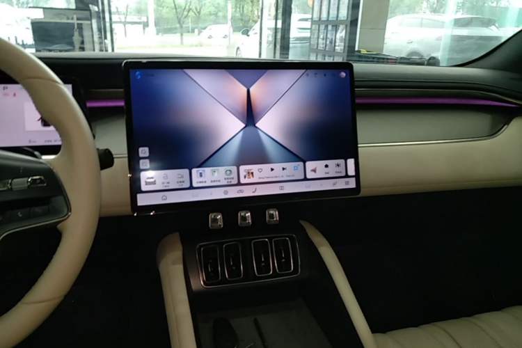 Used BYD Song L EV 2025 662 km Advanced Intelligent Driving Version Audio And AC Panel