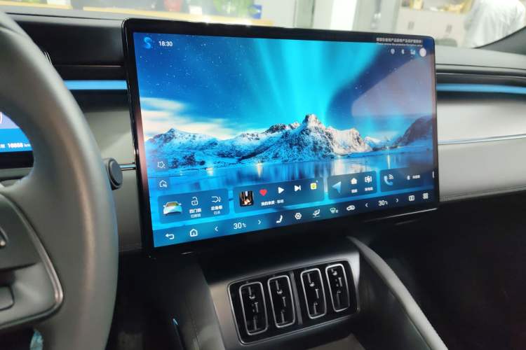Used BYD Song L EV 2025 Intelligent Driving Version 662 km LiDAR Excellence Edition Audio And AC Panel