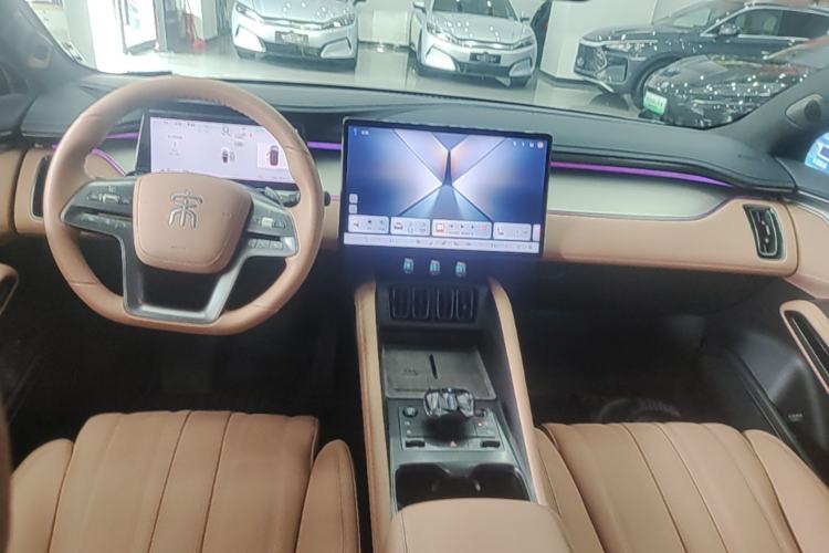 Used BYD Song L EV 2025 Intelligent Driving Version 662 km LiDAR Excellence Edition Center Console