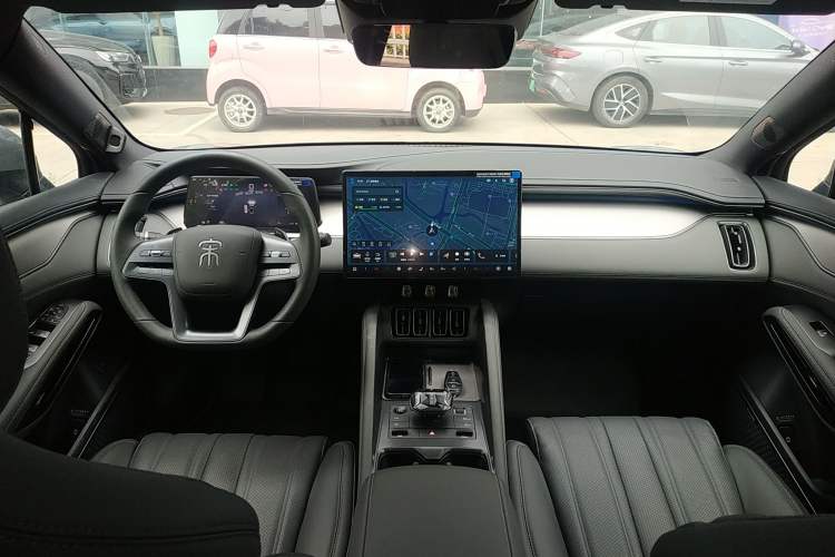 Used BYD Song L EV 2025 Intelligent Driving Version 662 km LiDAR Excellence Edition Center Console
