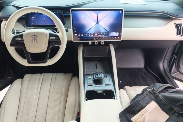 Used BYD Song L EV 2025 662 km Advanced Intelligent Driving Version Center Console