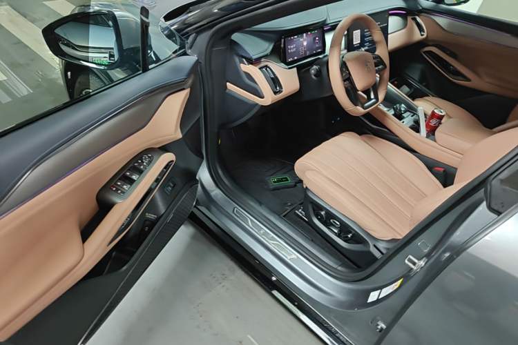 Used BYD Song L EV 2025 662 km Advanced Intelligent Driving Version Driver Seat