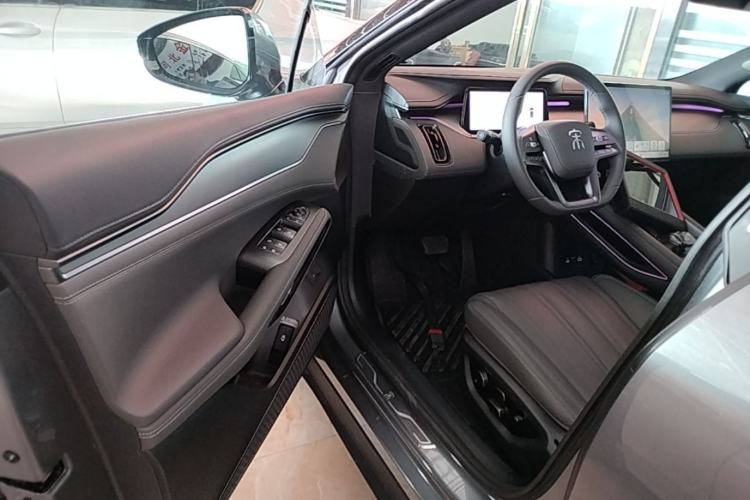 Used BYD Song L EV 2025 Intelligent Driving Version 662 km LiDAR Excellence Edition Driver Seat