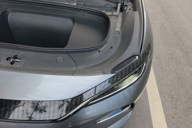Used BYD Song L EV 2025 550 km Excellence Version Engine Bay Left