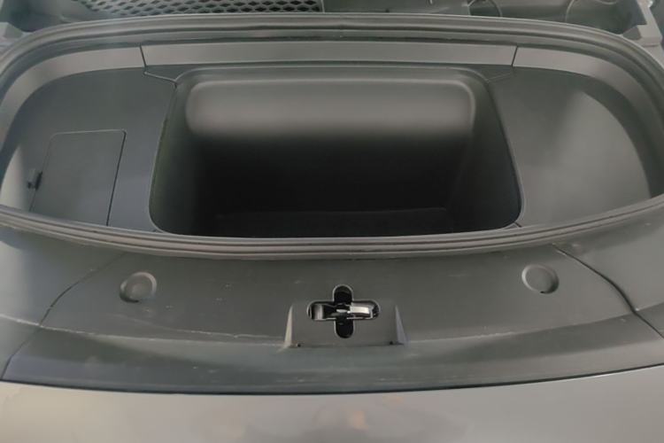 Used BYD Song L EV 2025 Intelligent Driving Version 602 km Range LiDAR-equipped All-Wheel-Drive Type Engine Bay
