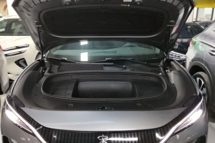 Used BYD Song L EV 2025 Intelligent Driving Version 662 km LiDAR Excellence Edition Engine Bay