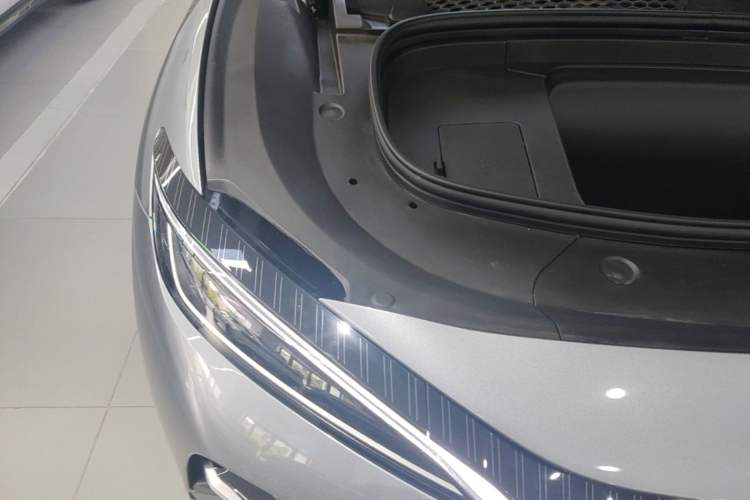 Used BYD Song L EV 2025 Intelligent Driving Version 602 km Range LiDAR-equipped All-Wheel-Drive Type Engine Bay Right