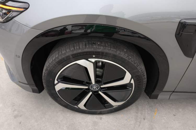 Used BYD Song L EV 2025 Intelligent Driving Version 662 km LiDAR Excellence Edition Exterior 4