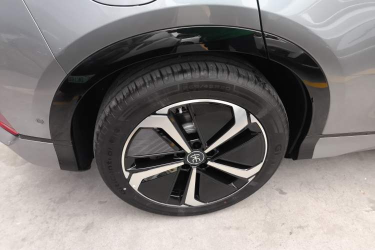 Used BYD Song L EV 2025 Intelligent Driving Version 662 km LiDAR Excellence Edition Exterior 5
