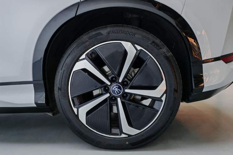 Used BYD Song L EV 2025 662 km Ultra-Range Version Exterior 7
