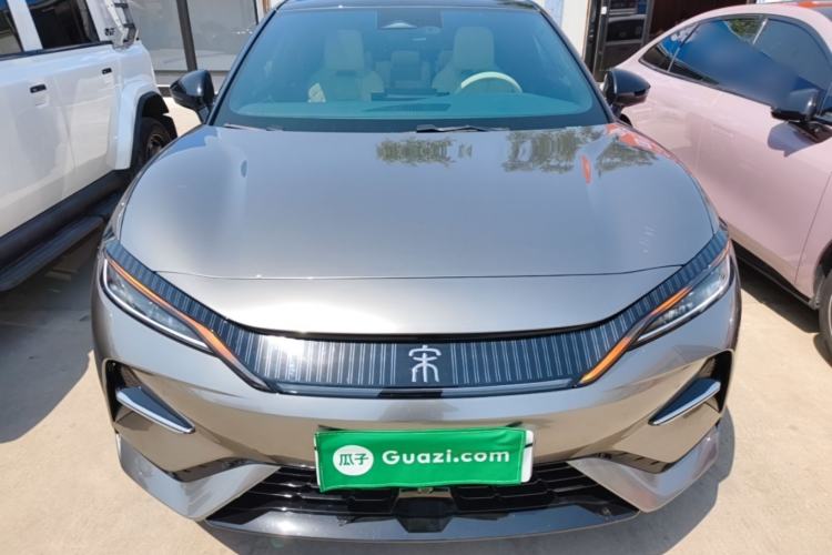 Used BYD Song L EV 2025 550 km Excellence Version Front