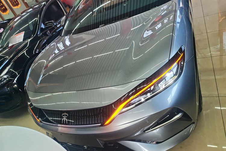 Used BYD Song L EV 2025 550 km Excellence Version Front