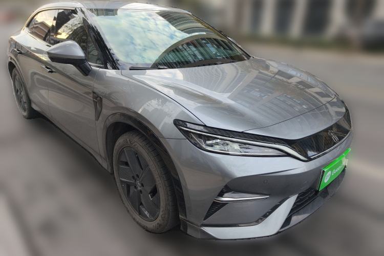 Used BYD Song L EV 2025 550 km Excellence Version Front Right 45 Deg