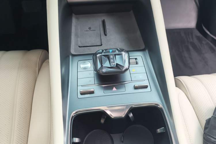 Used BYD Song L EV 2025 662 km Advanced Intelligent Driving Version Gear Lever