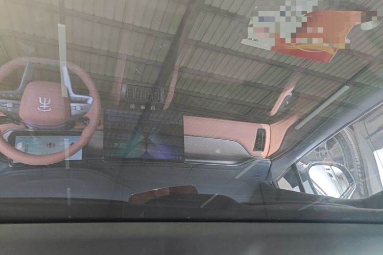 Used BYD Song L EV 2025 Intelligent Driving Version 550 km Excellence Edition Headliner