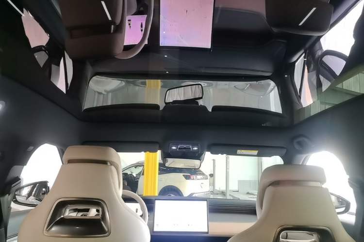 Used BYD Song L EV 2025 662 km Ultra-Range Version Headliner