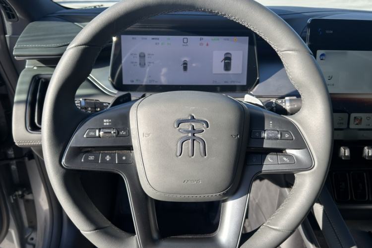 Used BYD Song L EV 2025 Intelligent Driving Version 662 km LiDAR Excellence Edition Interior 2