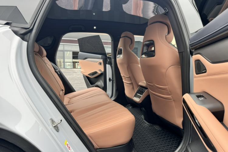 Used BYD Song L EV 2025 Intelligent Driving Version 550 km Excellence Edition Interior 2