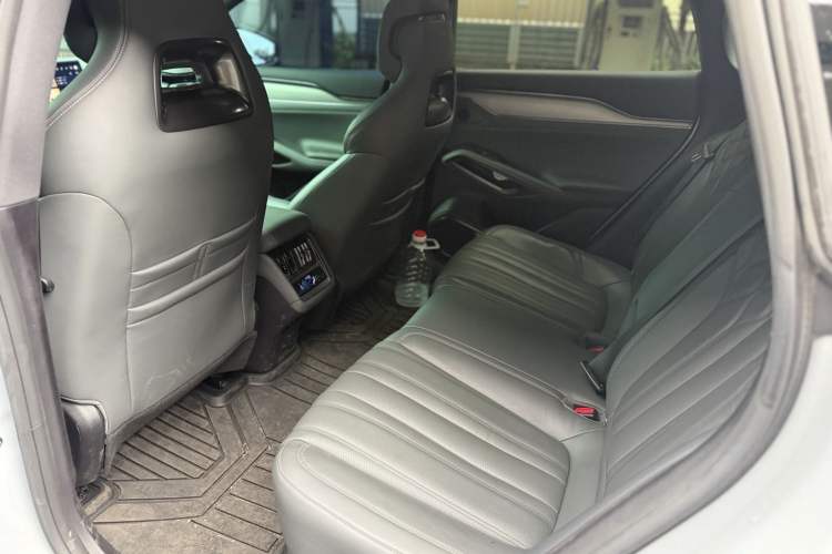 Used BYD Song L EV 2025 550 km Excellence Version Interior 3