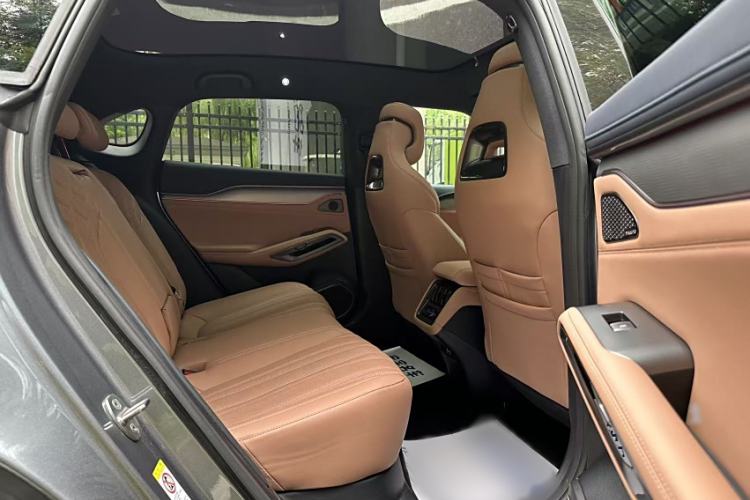 Used BYD Song L EV 2025 Intelligent Driving Version 662 km LiDAR Excellence Edition Interior 4