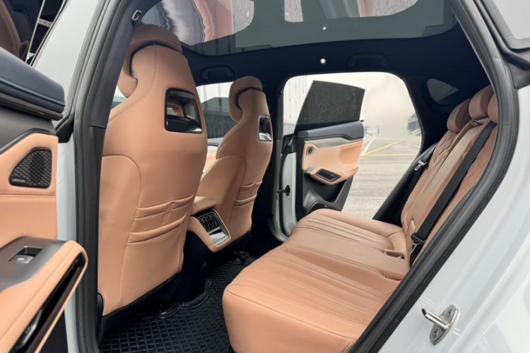 Used BYD Song L EV 2025 Intelligent Driving Version 550 km Excellence Edition Interior 4